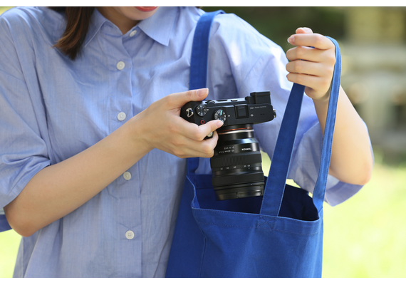 TAMRON 20-40mm f/2.8 Di III VXD para Sony E-mount