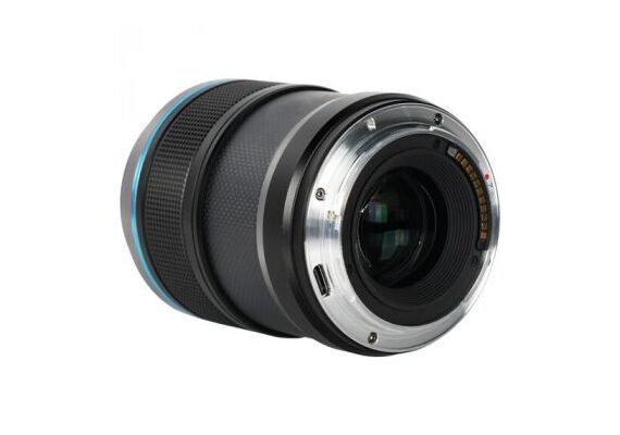 ​SIRUI Sniper 23mm f/1.2 FujifilmX