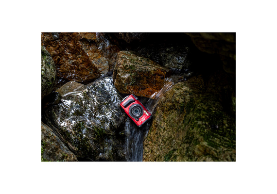 OM SYSTEM Câmera digital waterproof Tough TG-7
