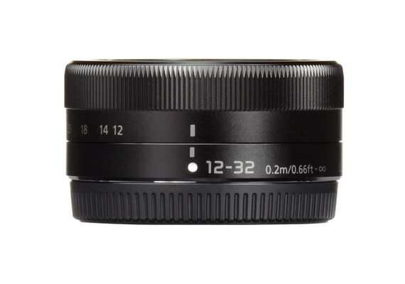 PANASONIC LUMIX DC-G100D + Lumix G Vario 12-32mm f/3.5-5.6 + Punho DMW-SHGRD
