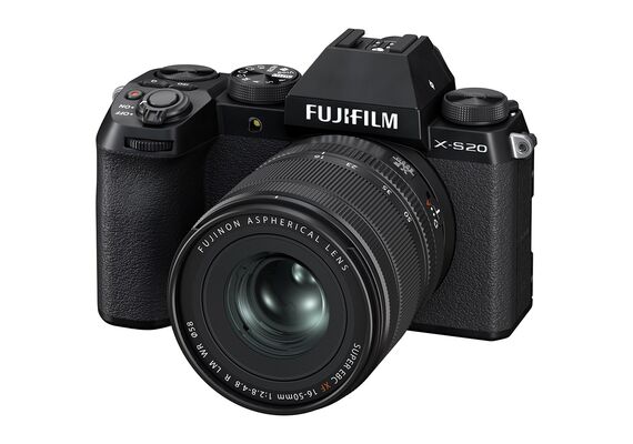 FUJIFILM X-S20 + XF 16-50mm f/2.8-4.8 R LM WR