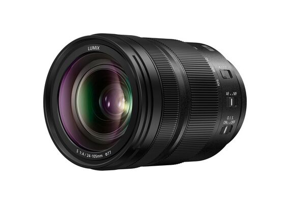 PANASONIC Lumix S5 II X + S 24-105mm f/4 Macro O.I.S