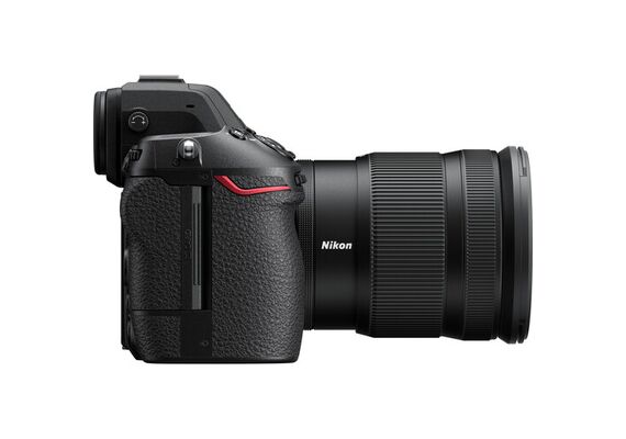 NIKON Z8 + 24-120mm f/4 S
