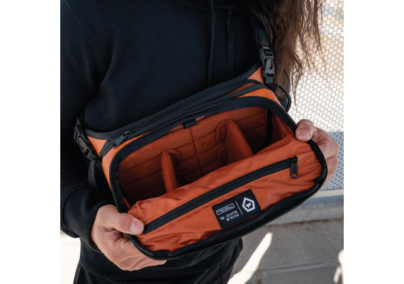 WANDRD Rogue Sling 6L - Laranja