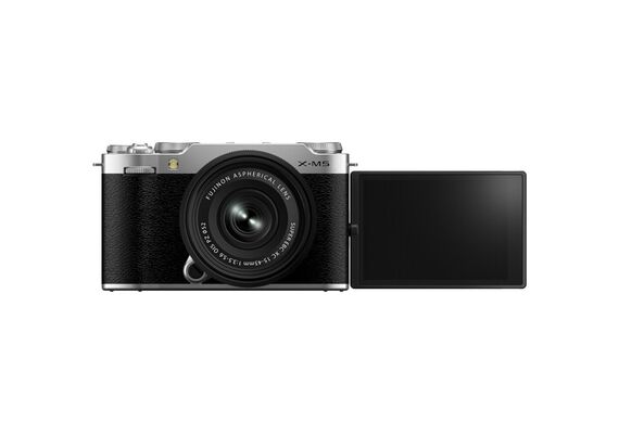 FUJIFILM X-M5 + XC 15-45mm f/3.5-5.6 OIS PZ - Prata