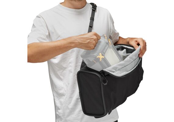 LOWEPRO Mochila ProTactic Lite BP 150 AW III - Preto 25 L