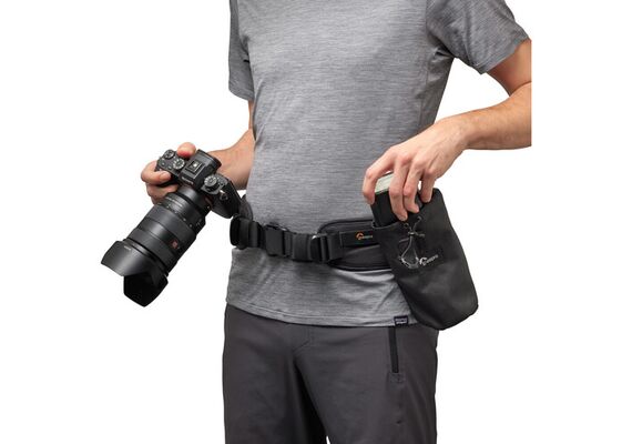LOWEPRO Mochila ProTactic BP 350 AW III - Preto 17 L