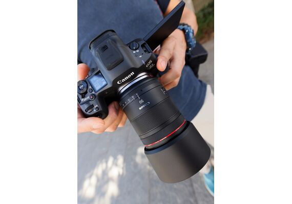 CANON RF 50mm f/1.4L VCM