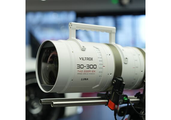 VILTROX Luna 30-300mm T4.0 10x Cine
