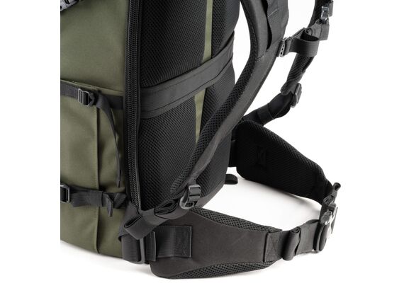 THINKTANK Mochila DarkLight 20L
