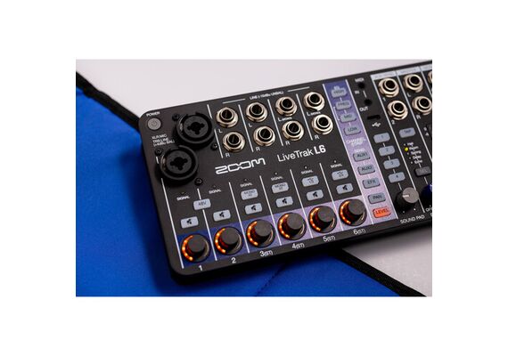 ZOOM LiveTrack L6
