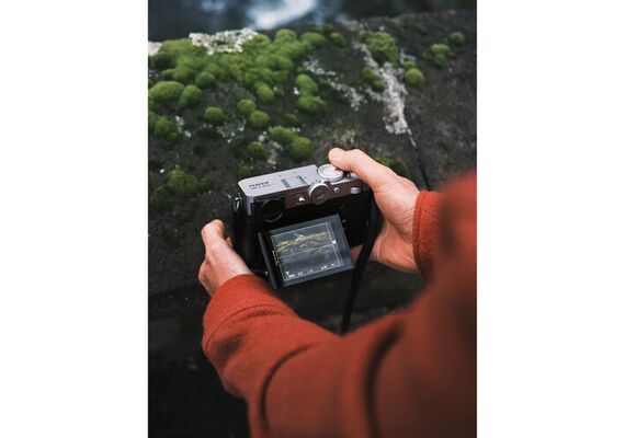 FUJIFILM GFX 100RF - Prata
FUJIFILM GFX 100RF - Prata