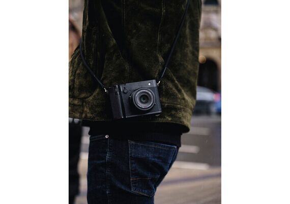 FUJIFILM GFX 100RF - Preto