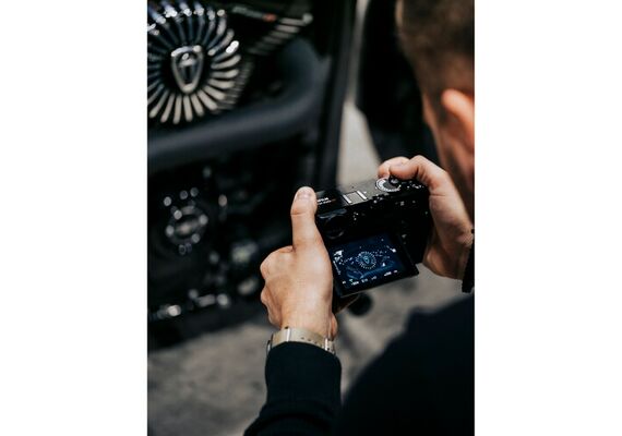 FUJIFILM GFX 100RF - Preto