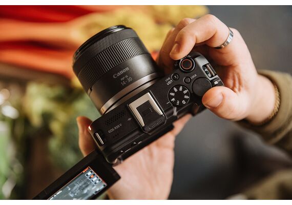 CANON EOS R50 V + RF-S 14-30mm f/4-6.3 IS STM PZ