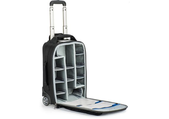 THINK TANK Airport Advantage