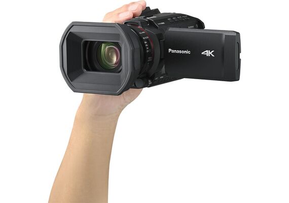 PANASONIC Câmera de Vídeo HC-X1200 4K 24x