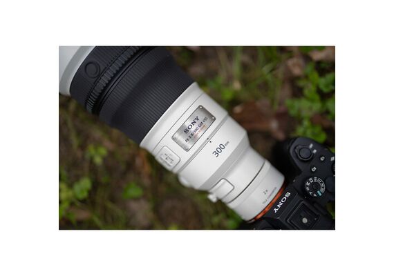 SONY FE 300m f/2.8 GM OSS