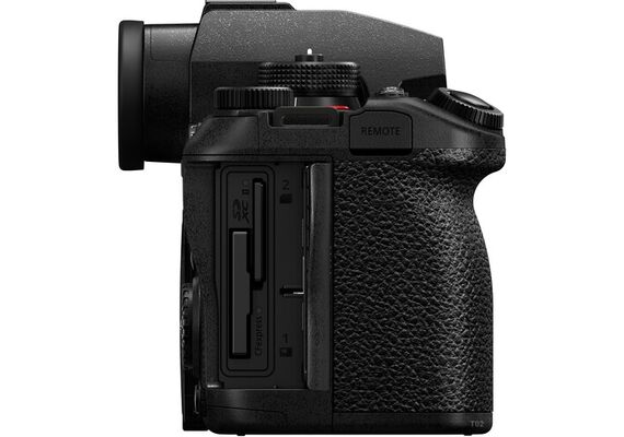 PANASONIC LUMIX S1 II  + S 24-105mm f/4 Macro OIS