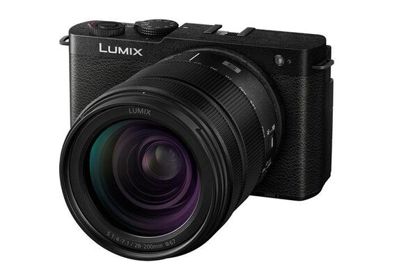 PANASONIC LUMIX S9 + S 28-200mm f/4-7.1