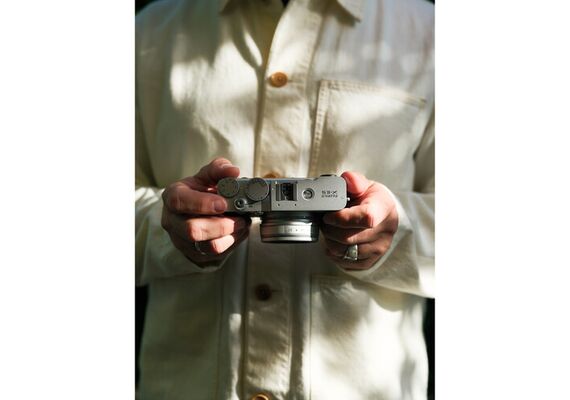 FUJIFILM X-E5 + Fujinon XF 23mm f/2.8 R WR (Prata)