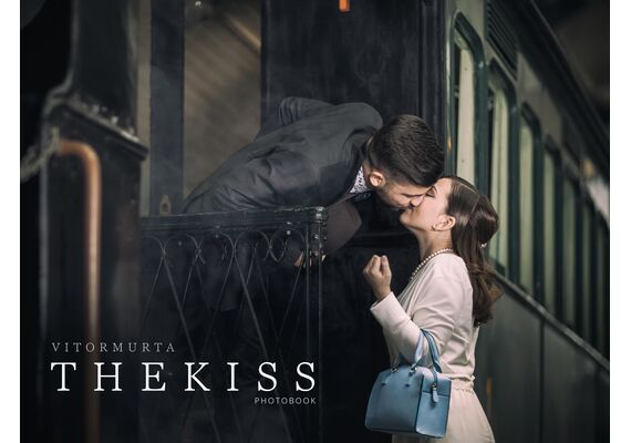 Livro "The Kiss" de Vítor Murta