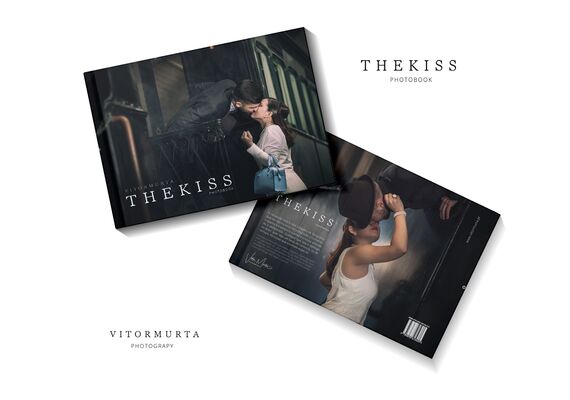 Livro "The Kiss" de Vítor Murta
