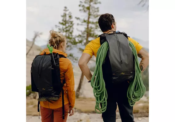 PEAK DESIGN Mochila OUTDOOR BACKPACK 45L - Cloud