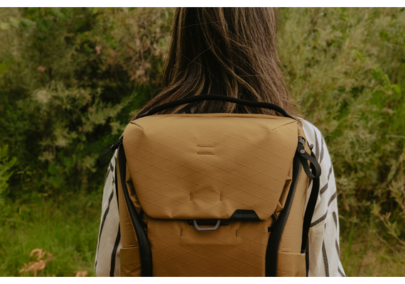 PEAK Design Mochila EVERDAY BACKPACK 20L v2 -Coyote