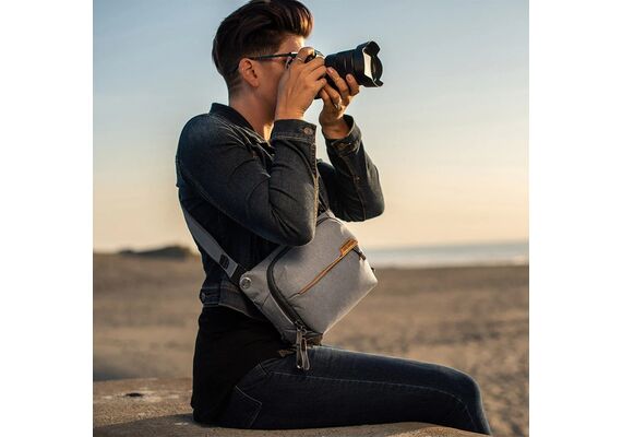 PEAK DESIGN Bolsa de Ombro Everyday Sling 3L V2 - Ash