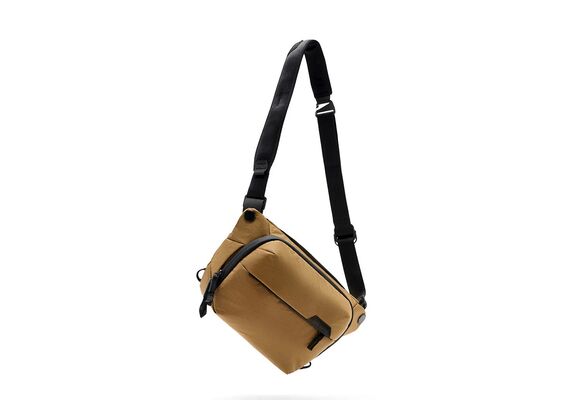 PEAK DESIGN Bolsa de Ombro Everyday Sling 3L V2 - Coyote​