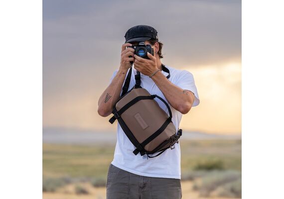 WANDRD Rogue Sling V2 9L - Atacama Clay