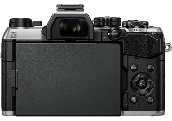 OM SYSTEM OM-5 Mark II  + 14-150mm f/4-5.6 II - Prata