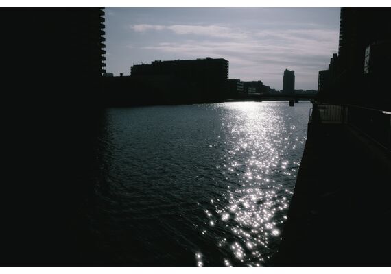 RICOH Câmera Compacta GR IV HDF