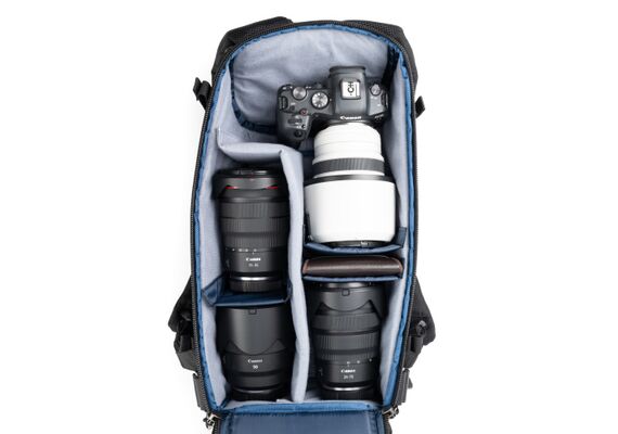 THINKTANK Mochila DarkLight 14L - Preto