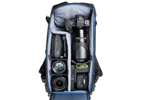 THINKTANK Mochila DarkLight 14L - Preto