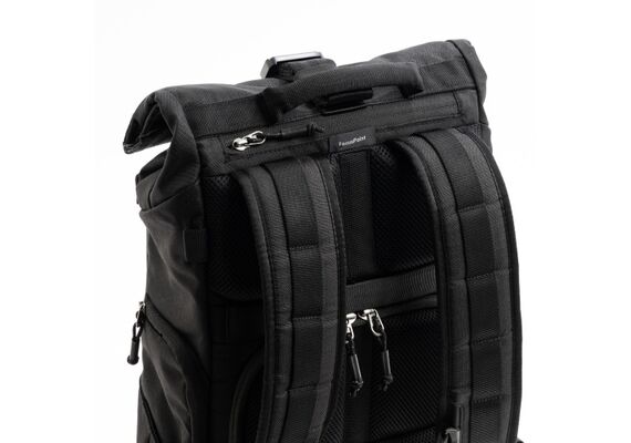 THINK TANK Mochila Focus Point 30L - Preto