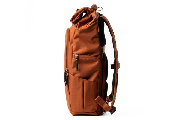 THINK TANK Mochila Focus Point 30L - Laranja