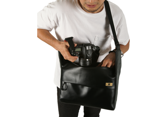 ARTISAN&ARTIST Bolsa de Ombro Couro ACAM-BS0002