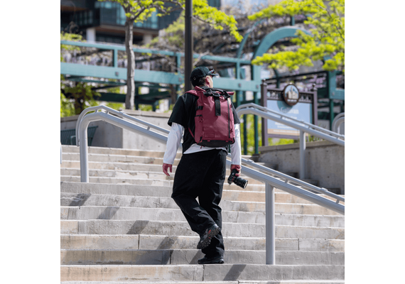 WANDRD Mochila de Viagem + Bolsa Organizadora PRVKE 31L - Rhone Burgundy