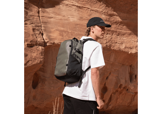 WANDRD STRATUS Photo 18L - Verde Wasatch