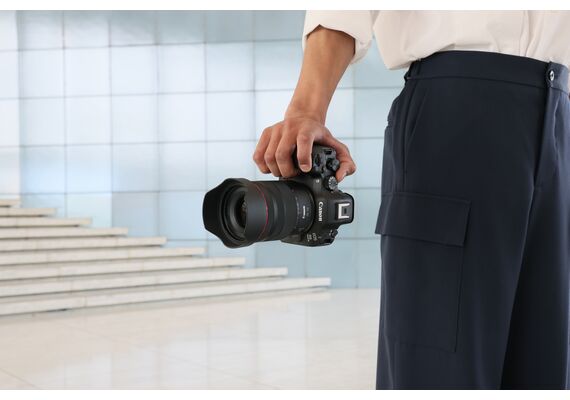 CANON RF 20-50mm f/4L IS USM PZ