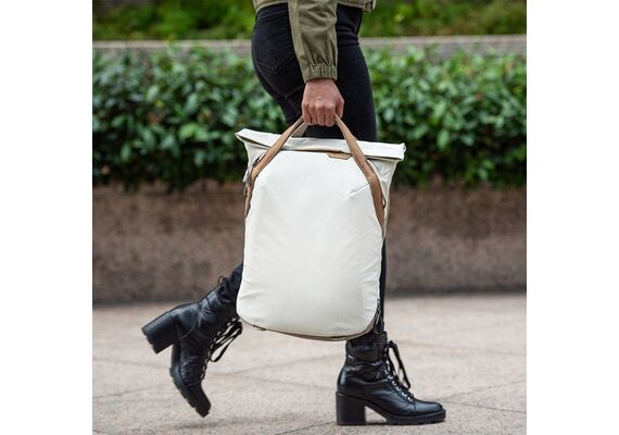 PEAK DESIGN Mochila Everyday Totepack 20L (Bone)